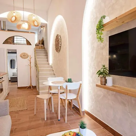 Namaste Lofts Near Seaside Apartment *