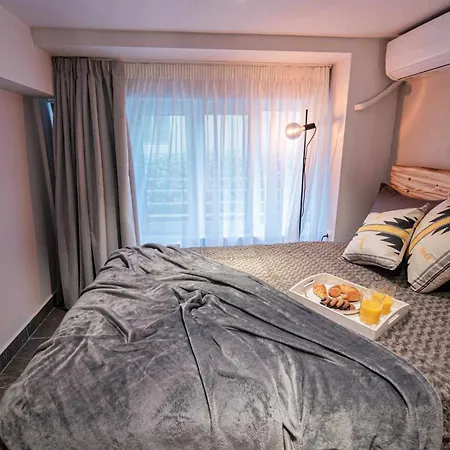 Namaste Lofts Near Seaside *