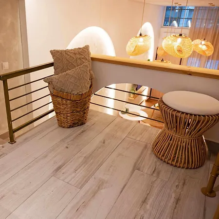 Namaste Lofts Near Seaside Lägenhet Thessaloníki