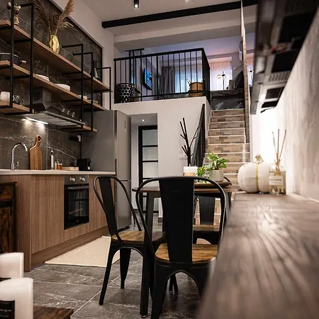Namaste Lofts Near Seaside Apartament *