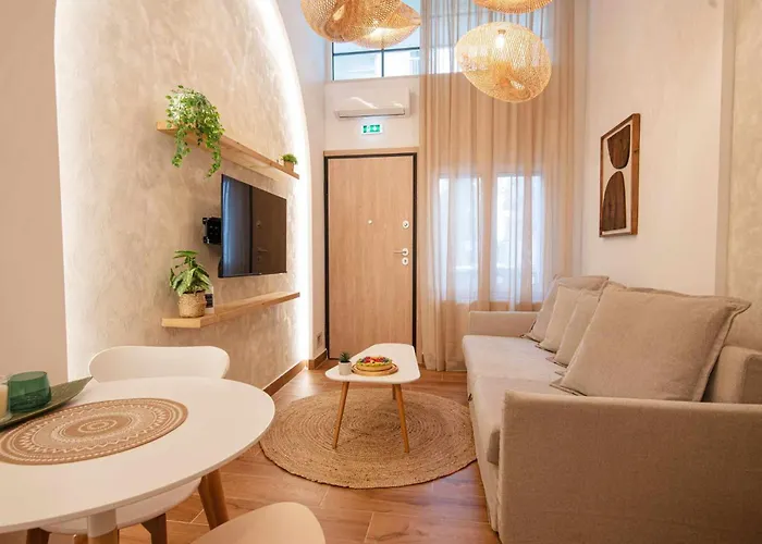 Namaste Lofts Near Seaside Appartamento Salonicco