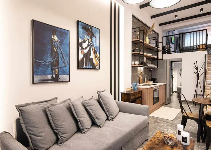 Namaste Lofts Near Seaside Appartamento Salonicco
