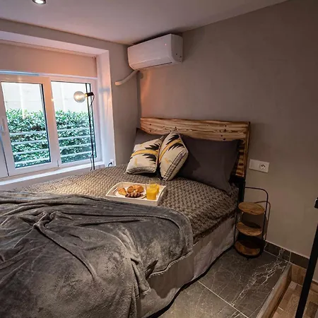 Namaste Lofts Near Seaside